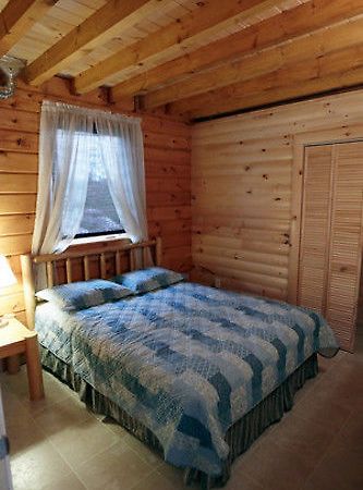 Cloyne Fernleigh Lodge מראה חיצוני תמונה