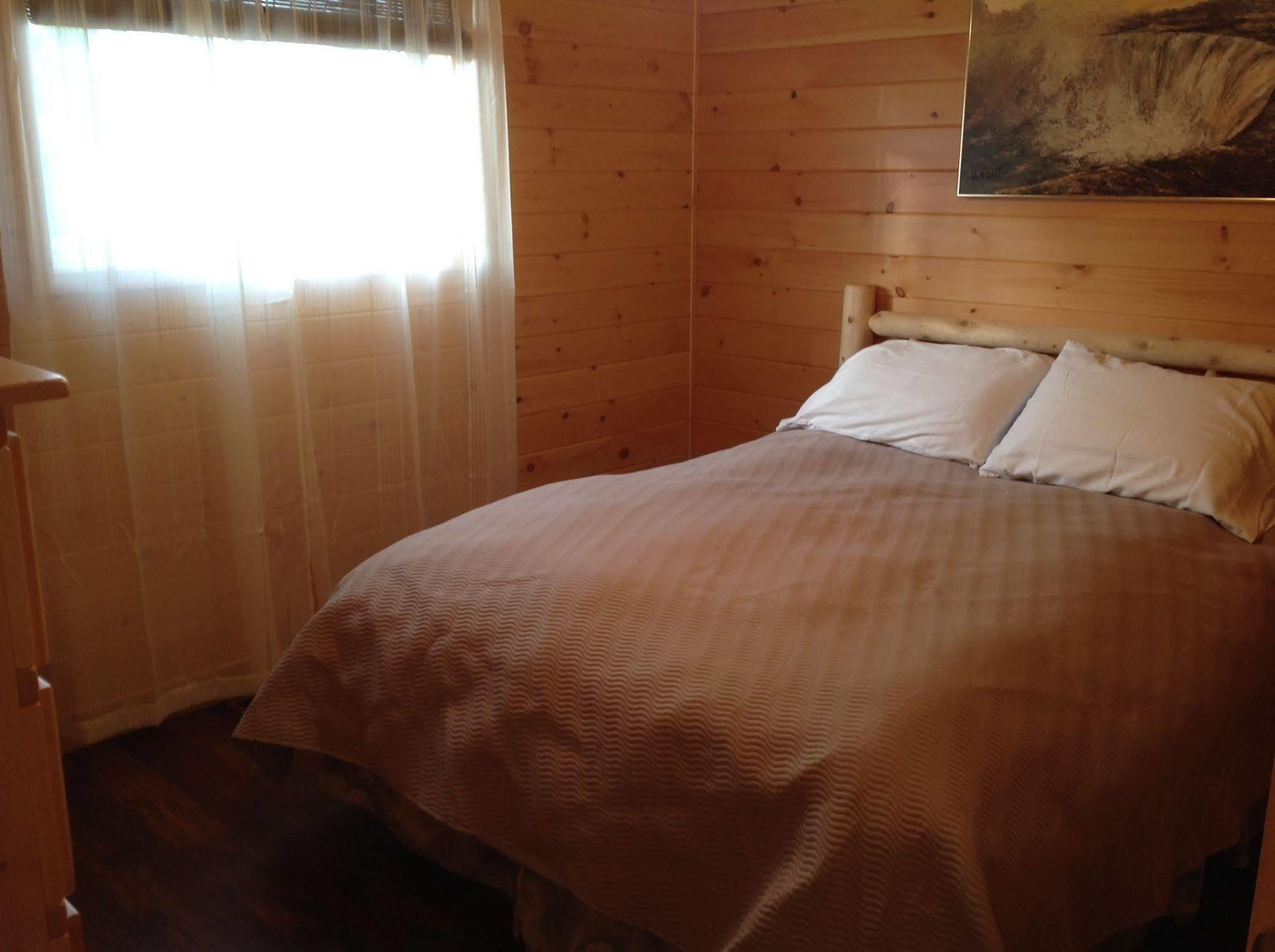 Cloyne Fernleigh Lodge מראה חיצוני תמונה
